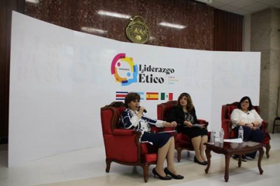 Liderazgo femenino, comunicación y ética judicial destacan en seminario internacional